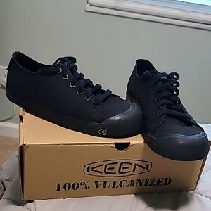 Keen Coronado III sneakers